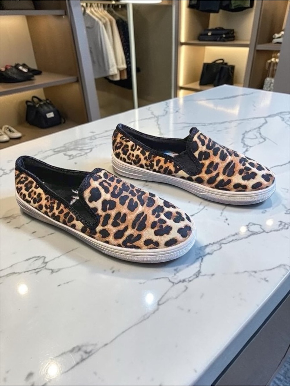 Women's Eccentric Leopard Print Slip On Sneakers Shoes US Size 9 EU Size 40 - Picture 1 of 7